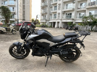 Black Bajaj Dominar 250