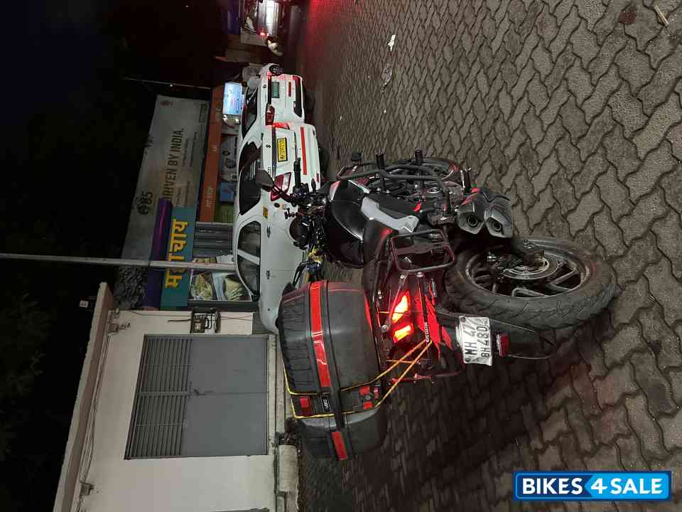 Black Bajaj Dominar 250 Black Bajaj Dominar 250
