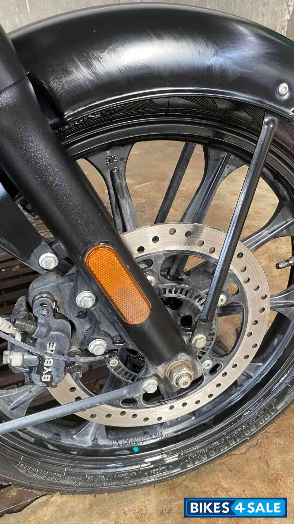 Royal Enfield Classic Stealth Black Royal Enfield Classic Stealth Black