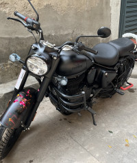 Royal Enfield Classic Stealth Black 2024 Model