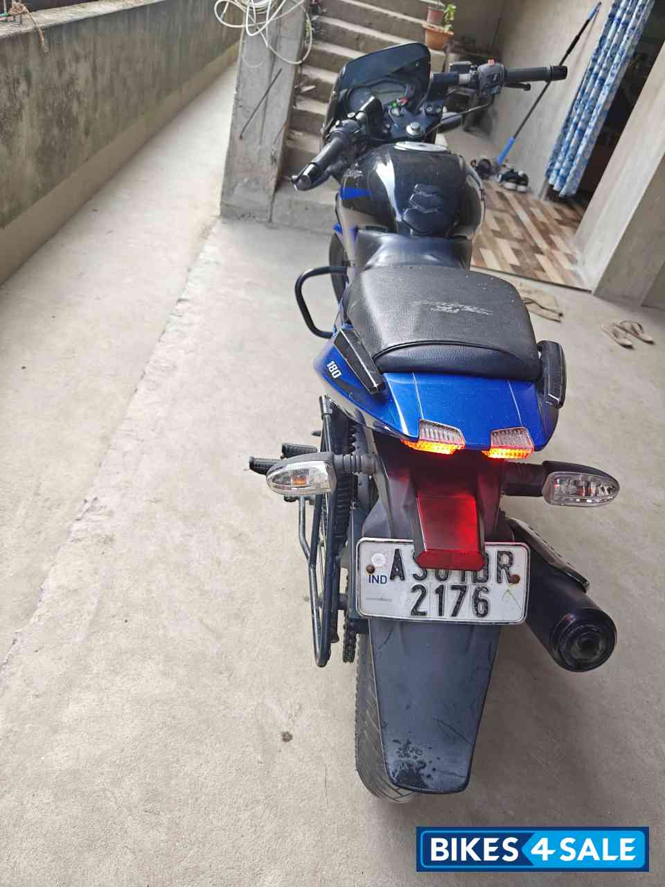 Bajaj Pulsar 180 DTSi Bajaj Pulsar 180 DTSi