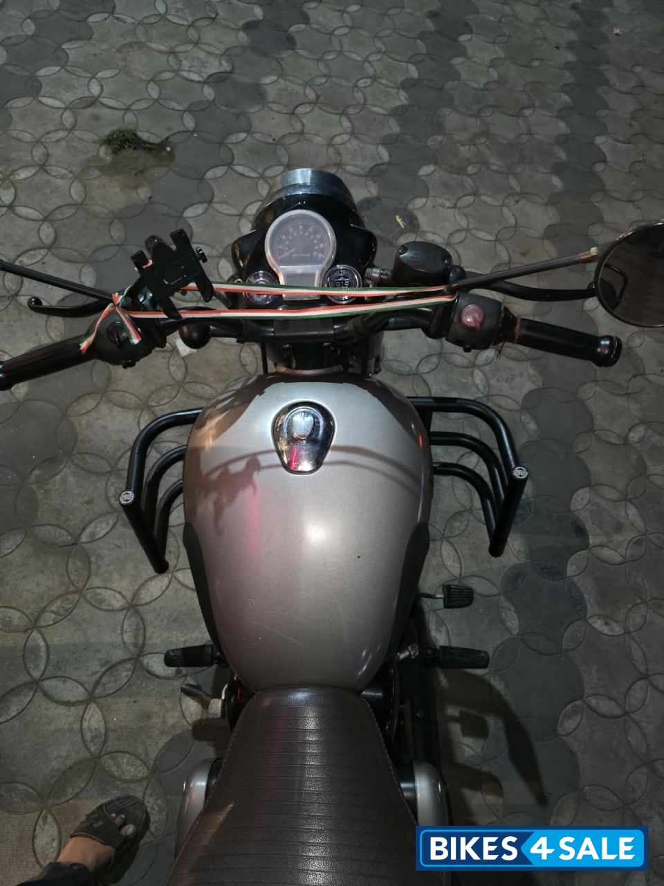 Dark Gun Metalgray Royal Enfield Classic 350 Dual Channel BS6 Dark Gun Metalgray Royal Enfield Classic 350 Dual Channel BS6