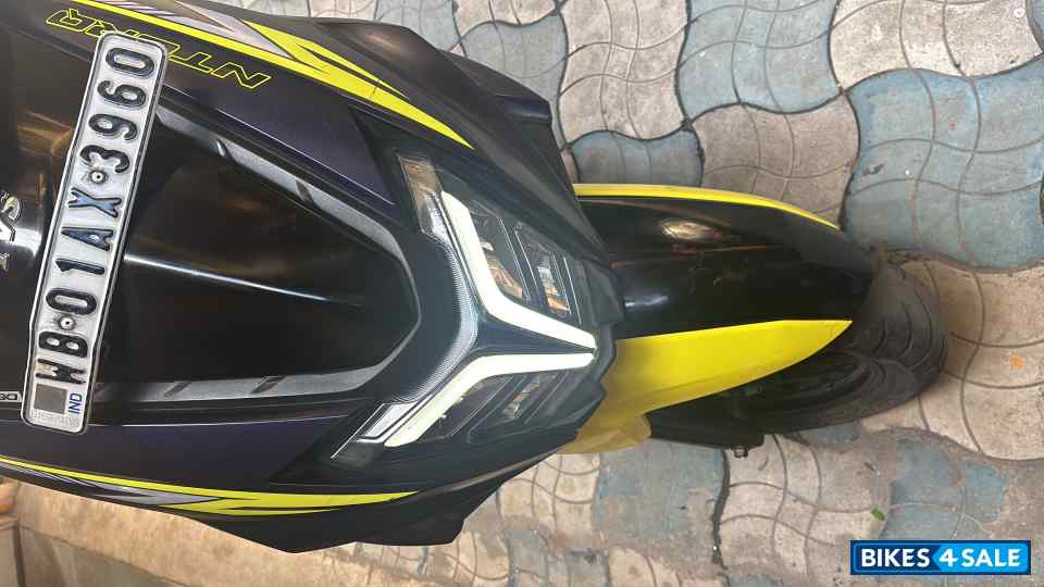 Neon & Blue TVS NTORQ 125 XT Neon & Blue TVS NTORQ 125 XT