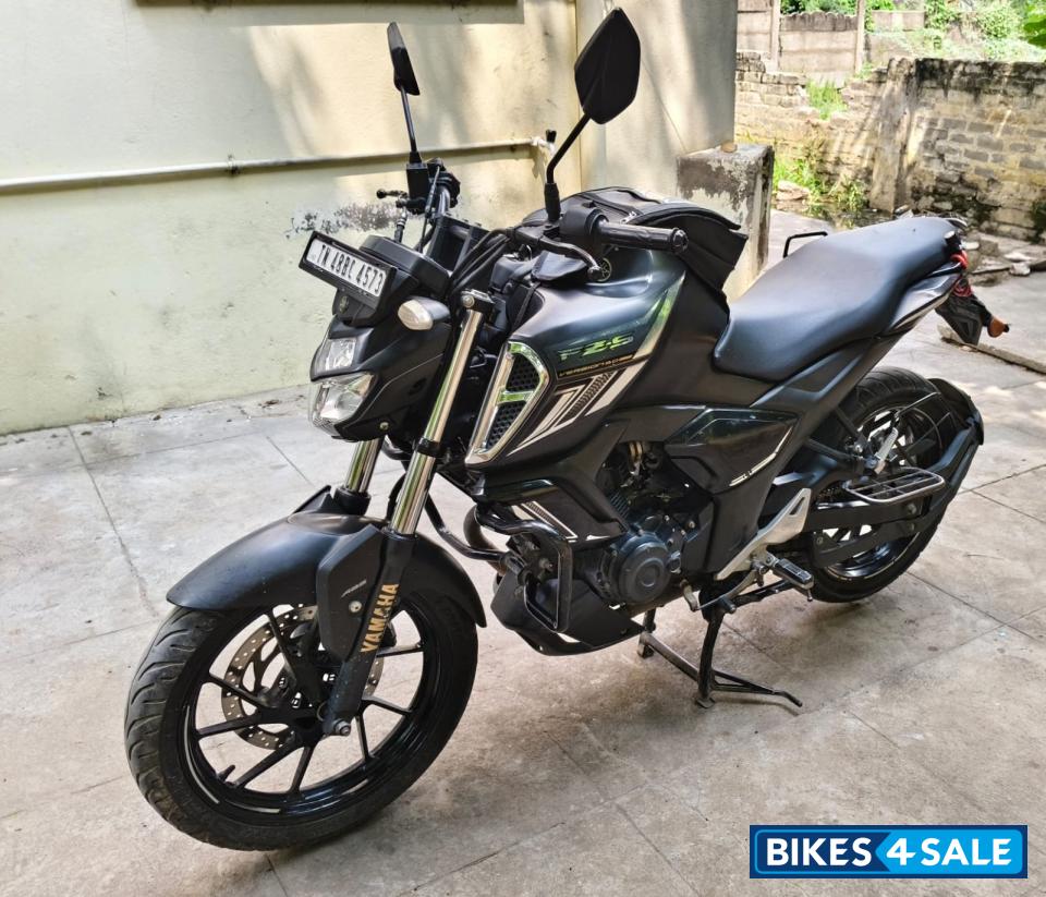Yamaha FZ-S FI V3 Yamaha FZ-S FI V3