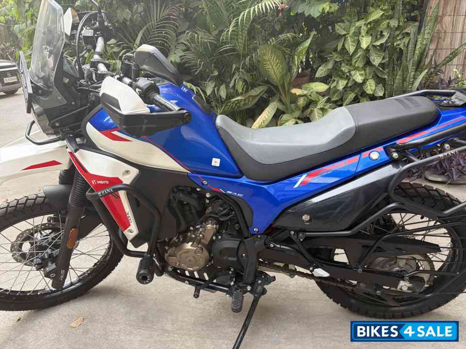 Blue Red White Hero XPulse 210