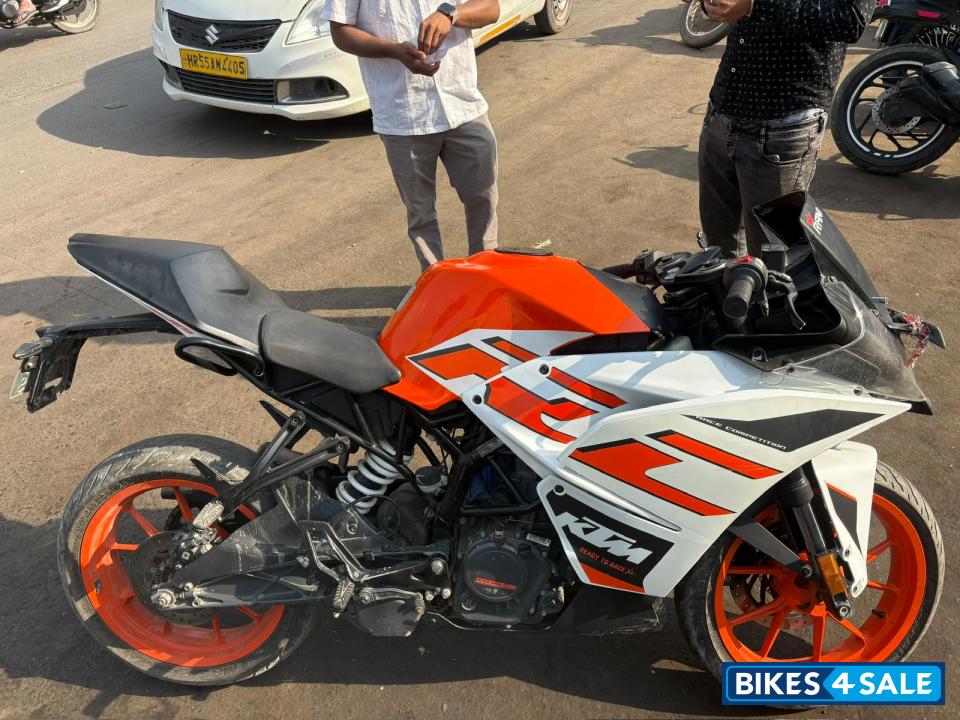 KTM RC 125 2022