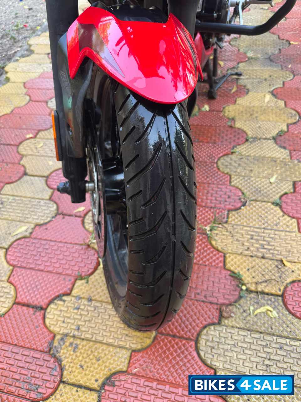 Racing Red Bajaj Pulsar N160 Dual Channel ABS Racing Red Bajaj Pulsar N160 Dual Channel ABS