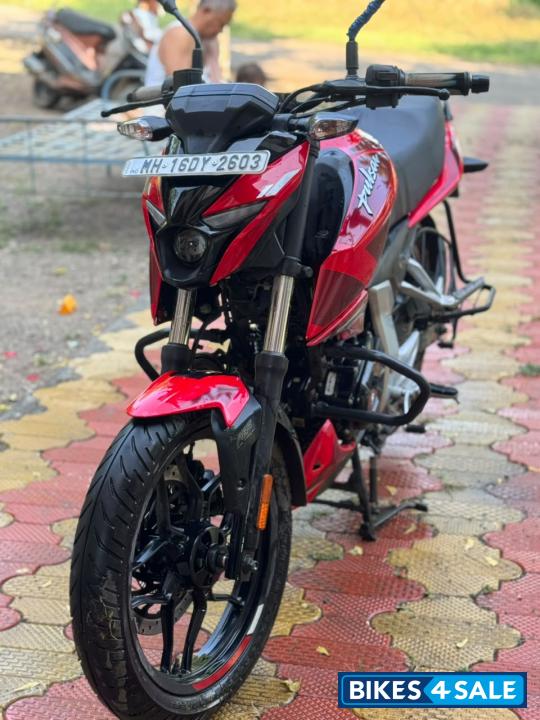 Racing Red Bajaj Pulsar N160 Dual Channel ABS Racing Red Bajaj Pulsar N160 Dual Channel ABS