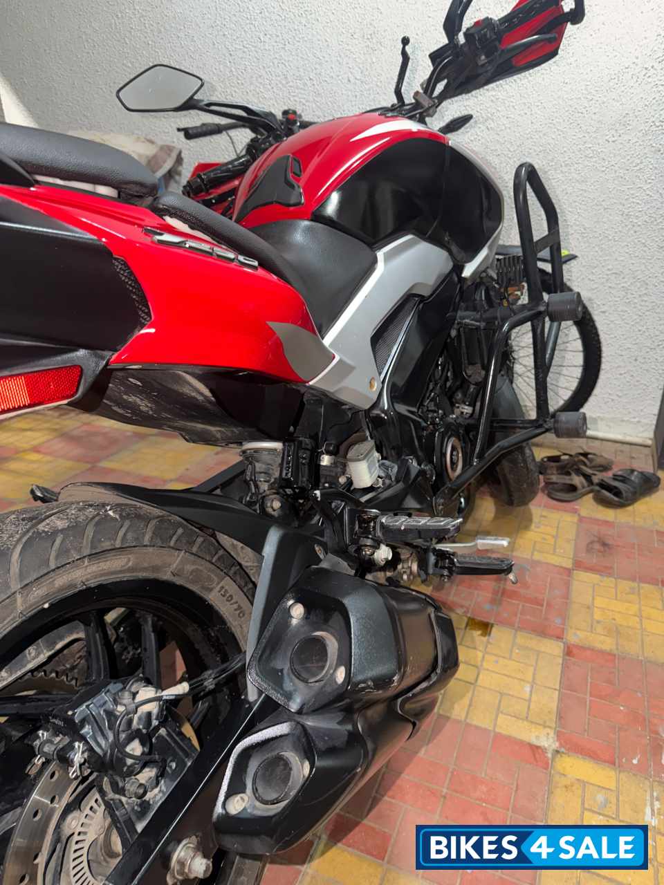 Bajaj Dominar 250