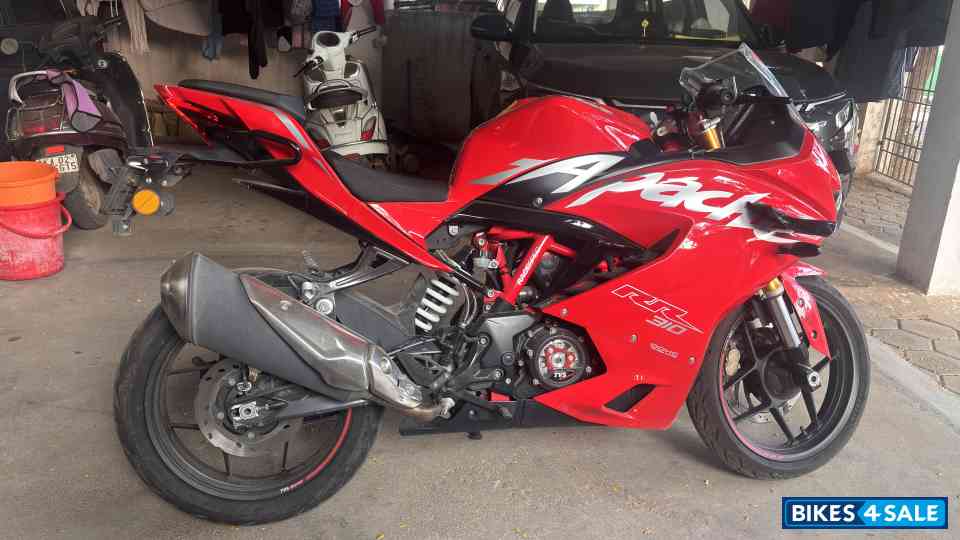 TVS Apache RR 310 2025