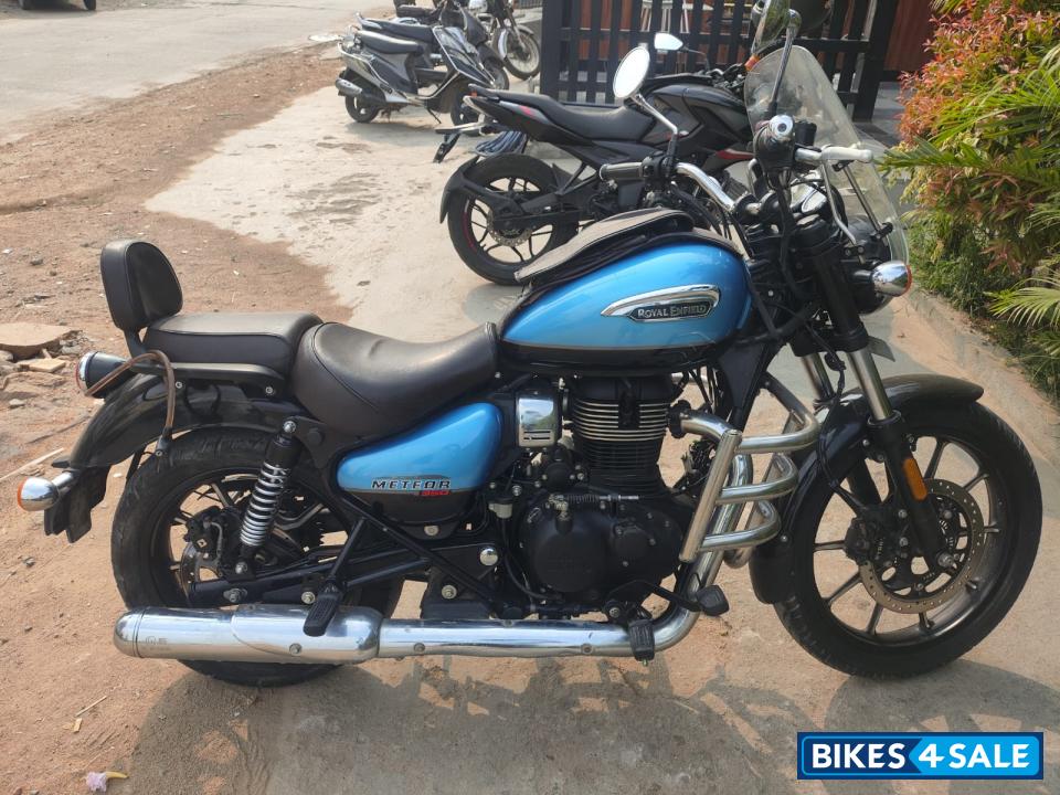 Royal Enfield Meteor 350 Supernova Royal Enfield Meteor 350 Supernova