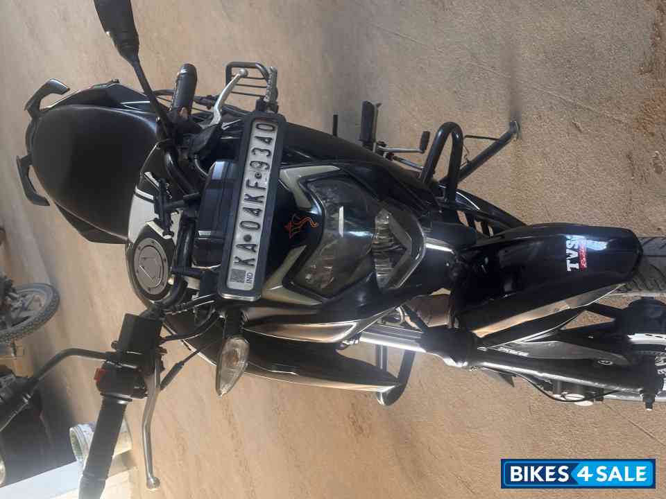 TVS Apache RTR 160 4V