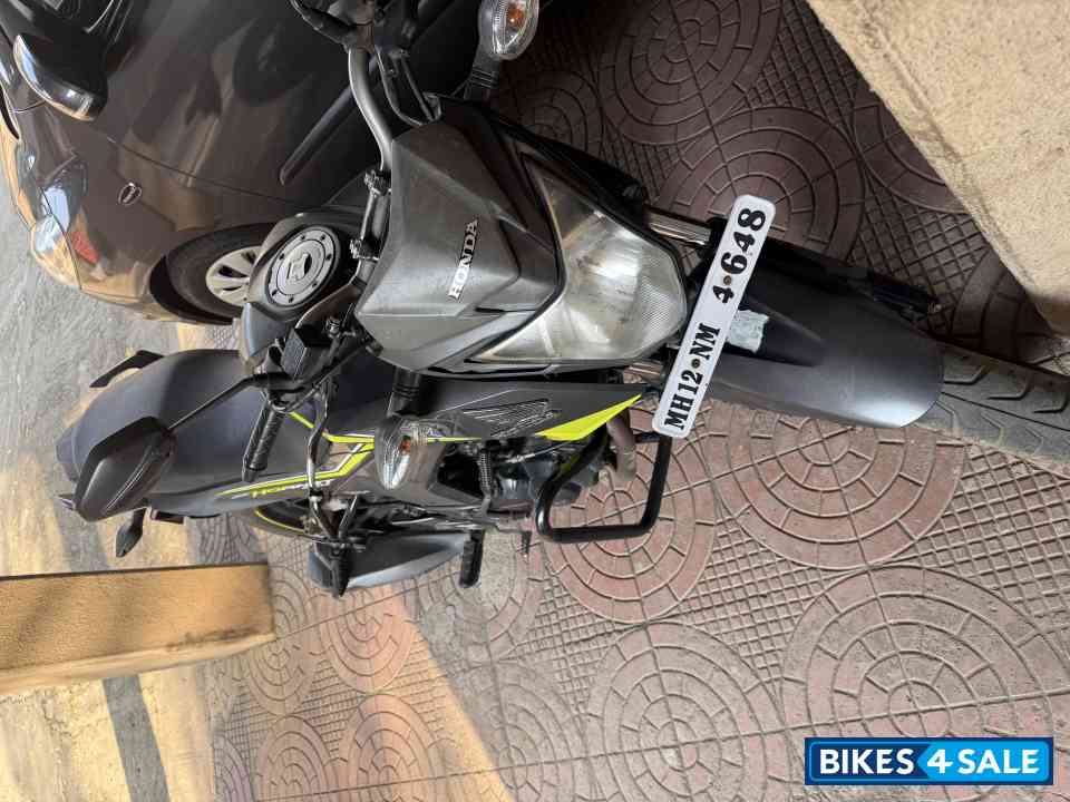 Honda CB Hornet 160R