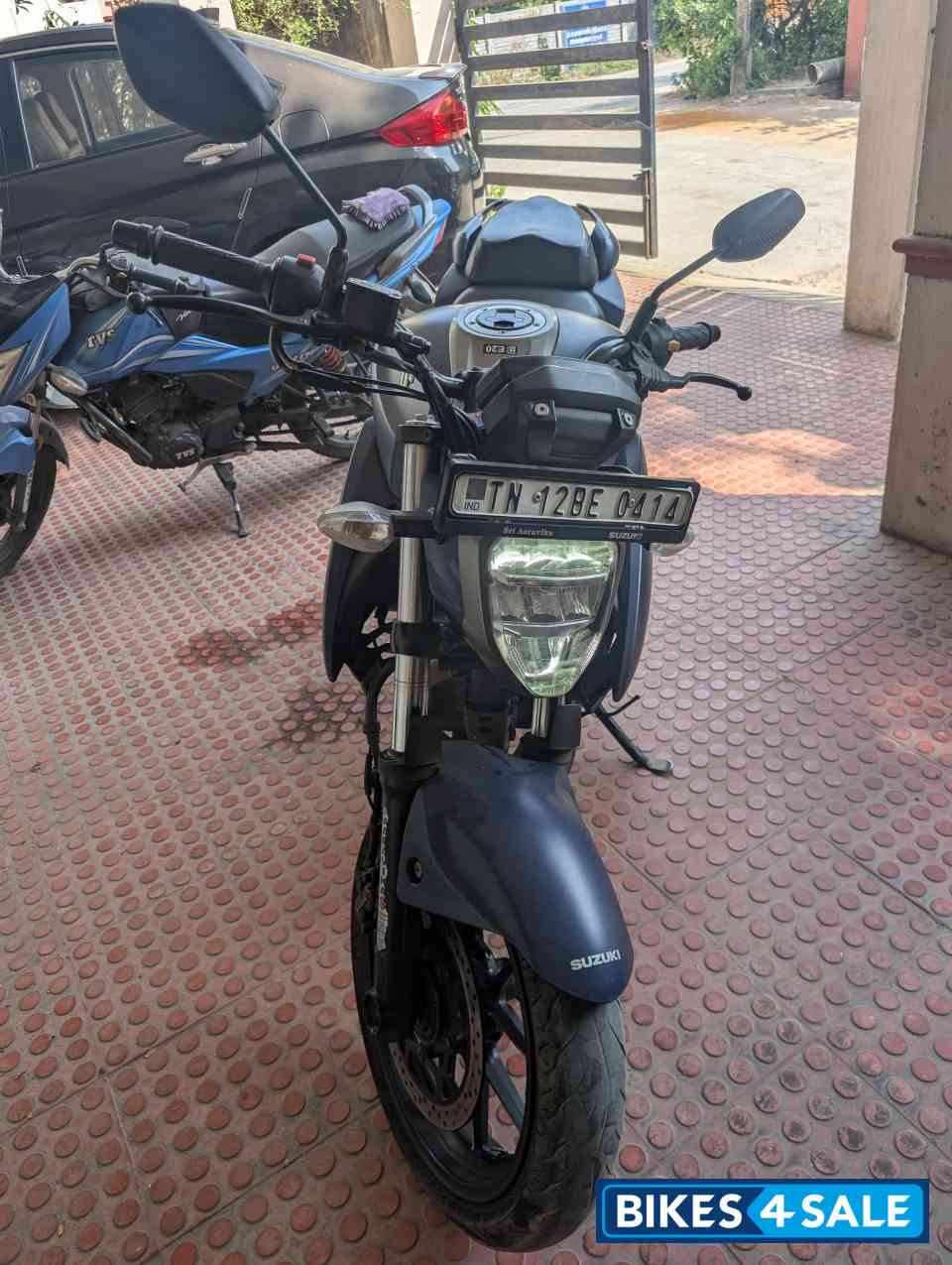 Mat Blue Suzuki Gixxer 250 Mat Blue Suzuki Gixxer 250