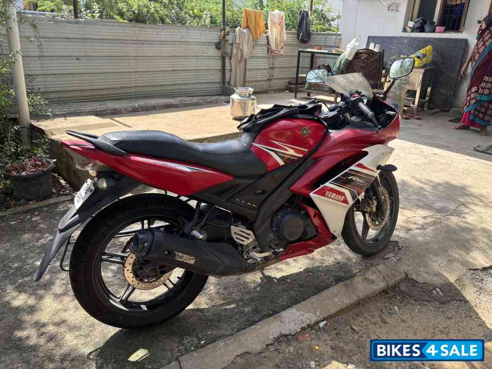 Yamaha YZF R15 S