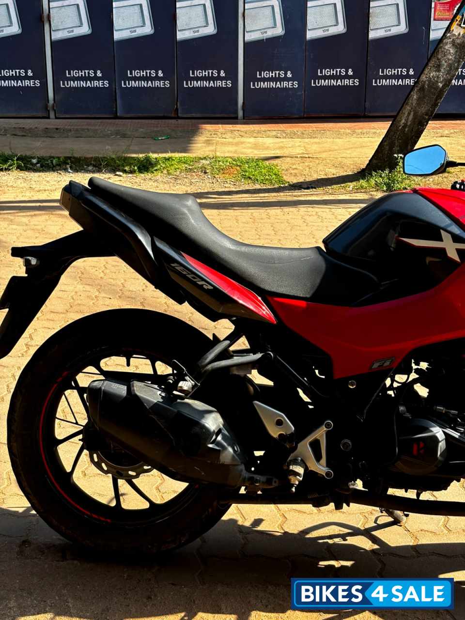 Sport Red Hero Xtreme 160R BS6 Sport Red Hero Xtreme 160R BS6