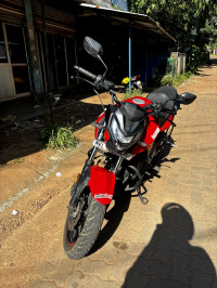 Sport Red Hero Xtreme 160R BS6