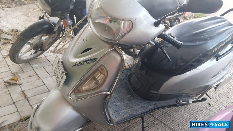 Silver Suzuki Access 125