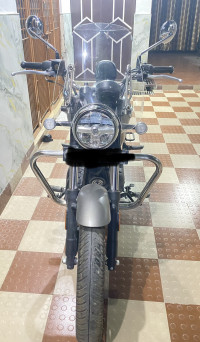 Stellar Royal Enfield Meteor 350