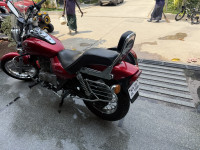 Bajaj Avenger 200 DTS-i