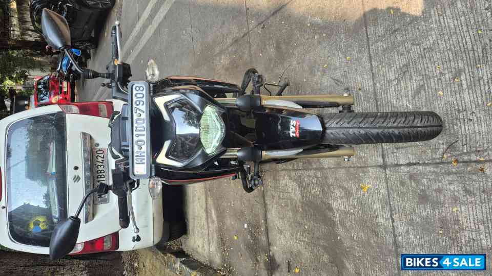 Black Red TVS Apache RTR 200 4V 2020