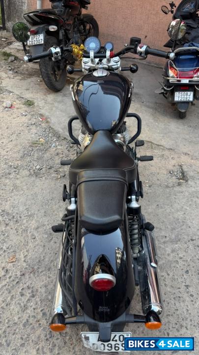 Astral Black Royal Enfield Super Meteor 650 Astral Black Royal Enfield Super Meteor 650