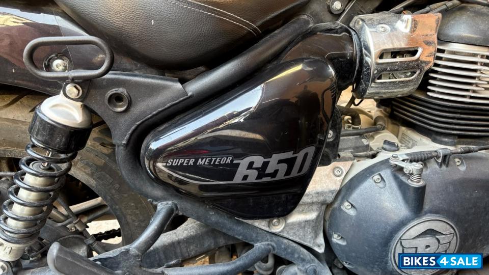 Astral Black Royal Enfield Super Meteor 650 Astral Black Royal Enfield Super Meteor 650
