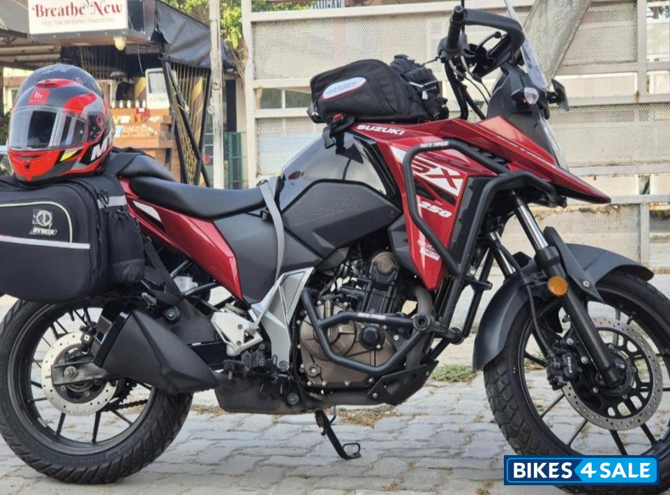 Suzuki V-Strom SX 2025