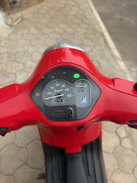 Vespa ZX 125