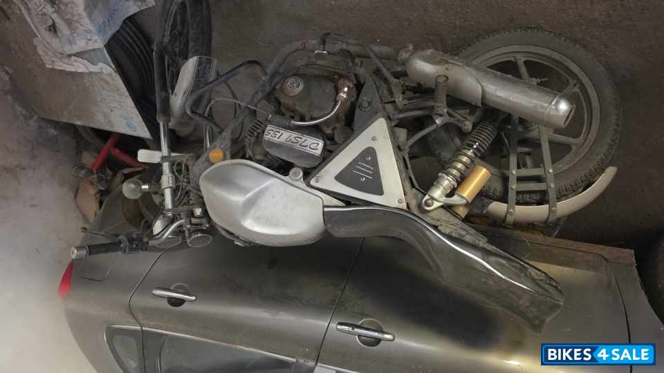 Bajaj Discover 125