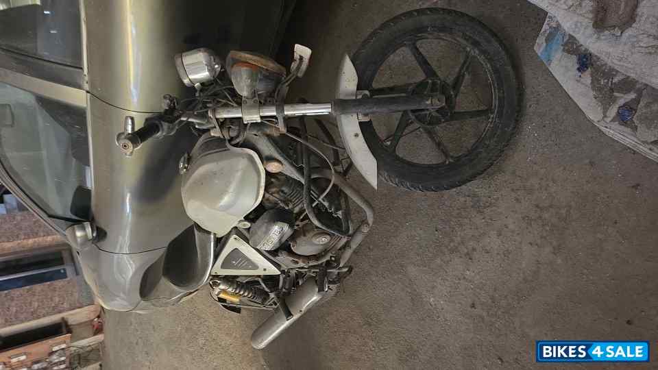 Bajaj Discover 125