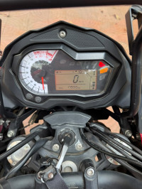 Red Benelli TRK 502 BS6