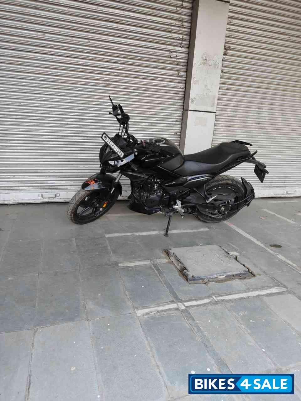 Black Hero Xtreme 125R Black Hero Xtreme 125R