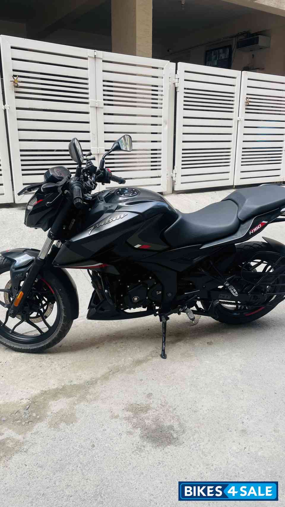 Bajaj Pulsar N160 Dual Channel ABS