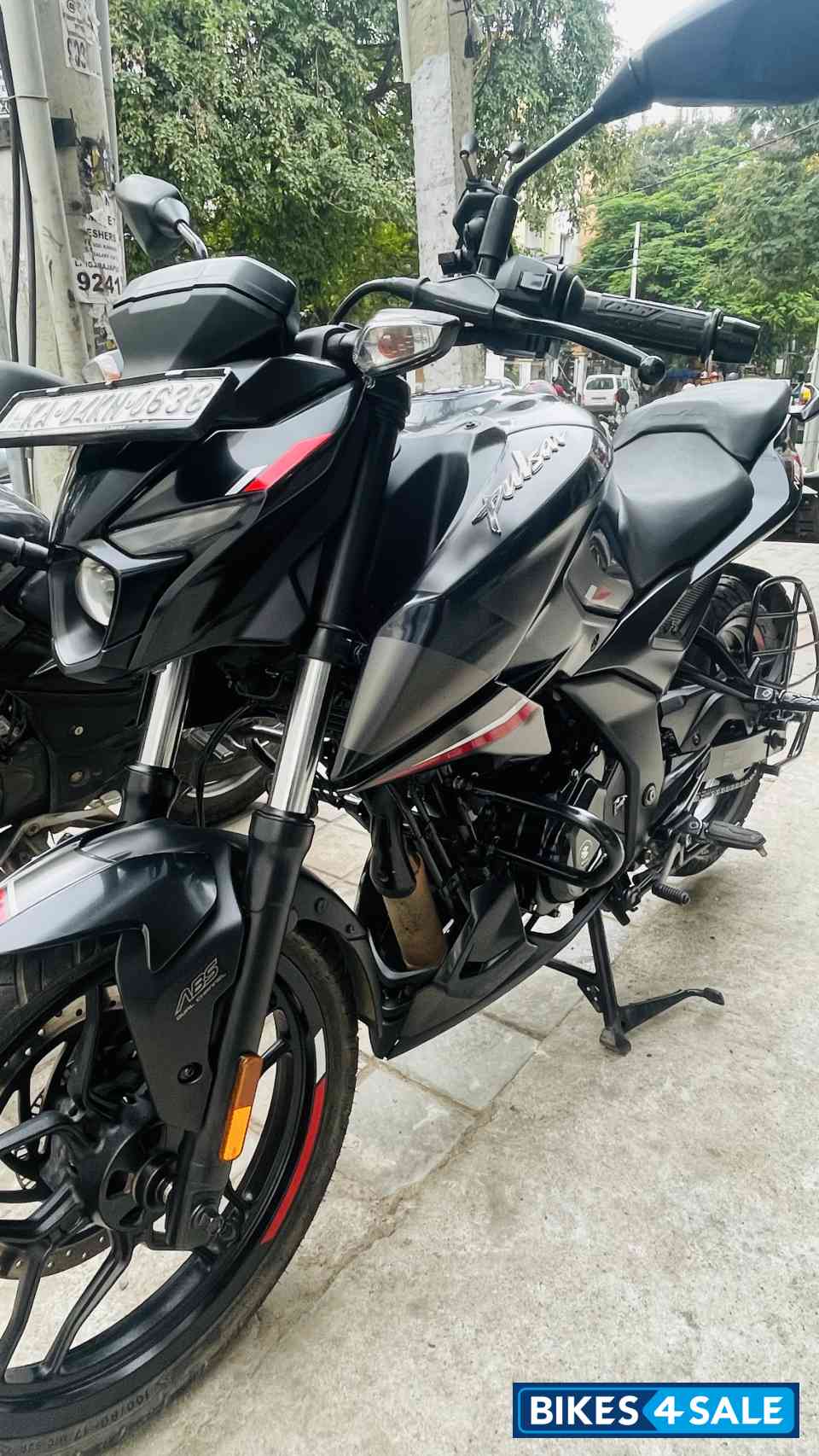 Bajaj Pulsar N160 Dual Channel ABS