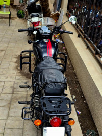 Royal Enfield Classic Stealth Black