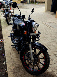 Royal Enfield Classic Stealth Black