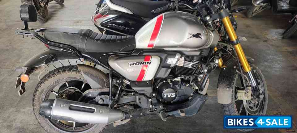 TVS Ronin TD Special Edition TVS Ronin TD Special Edition