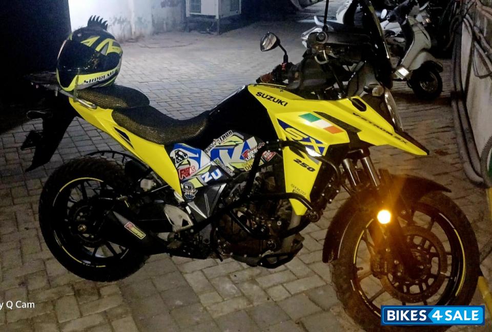 Suzuki V-Strom SX