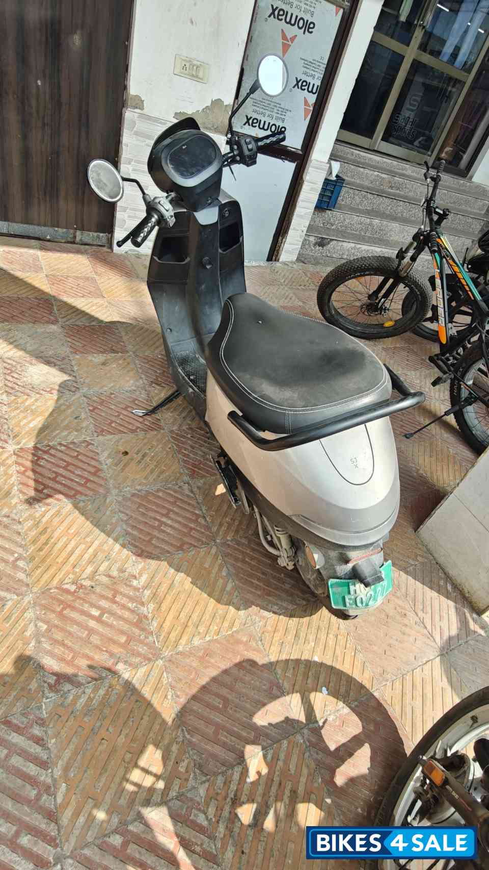 Silver Ola S1X 4 kWh