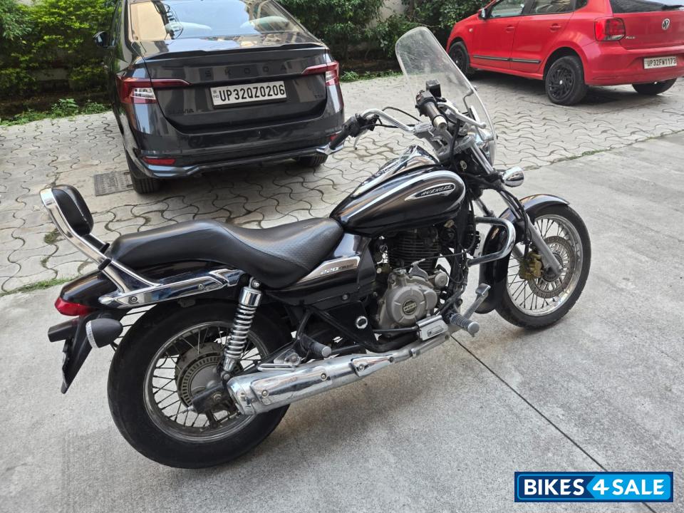 Bajaj Avenger Cruise 220