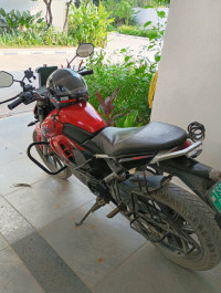 Revolt RV400 Eclipse Red