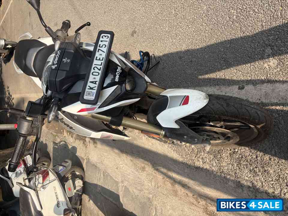 Bajaj Pulsar N160 Dual Channel ABS