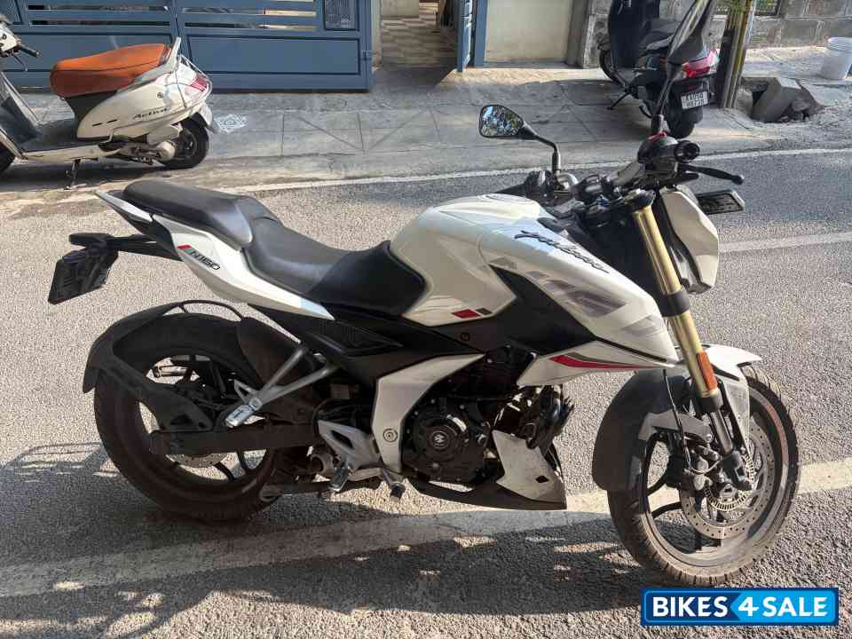 Bajaj Pulsar N160 Dual Channel ABS