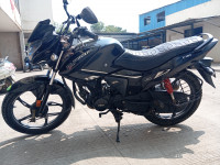 Black Hero Glamour Xtec