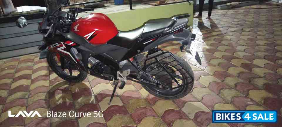 Red Black Honda CBR 150R