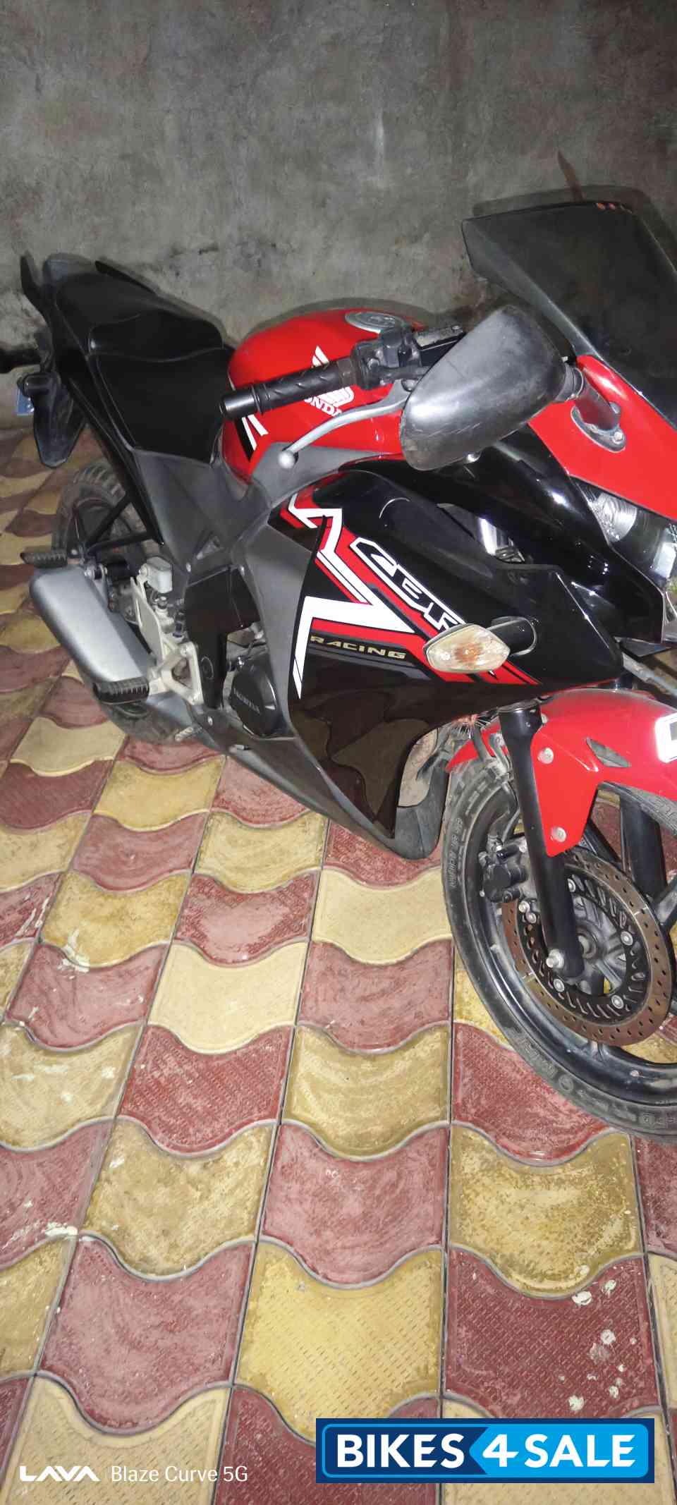 Red Black Honda CBR 150R