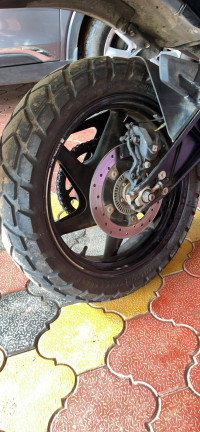 Pearl White Husqvarna Vitpilen 250 2024