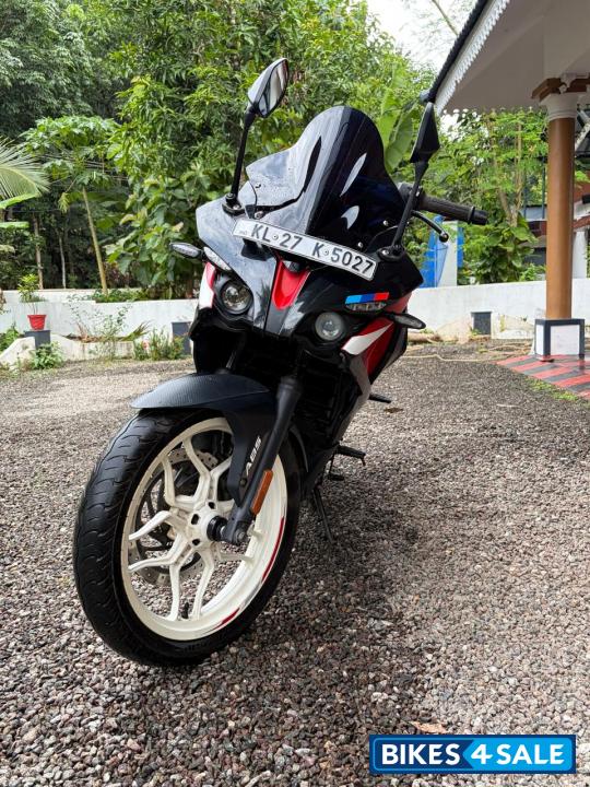 Burnt Red Satin Black Bajaj Pulsar RS 200