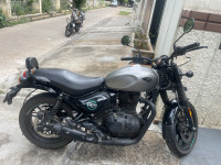 Royal Enfield Hunter 350 Metro